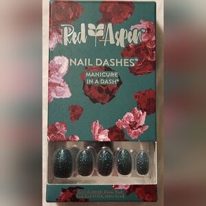 Red Aspen Glitter Nail Dashes